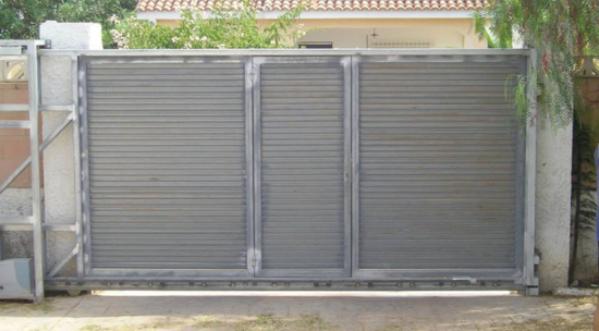 PUERTA CORREDERA GRIS